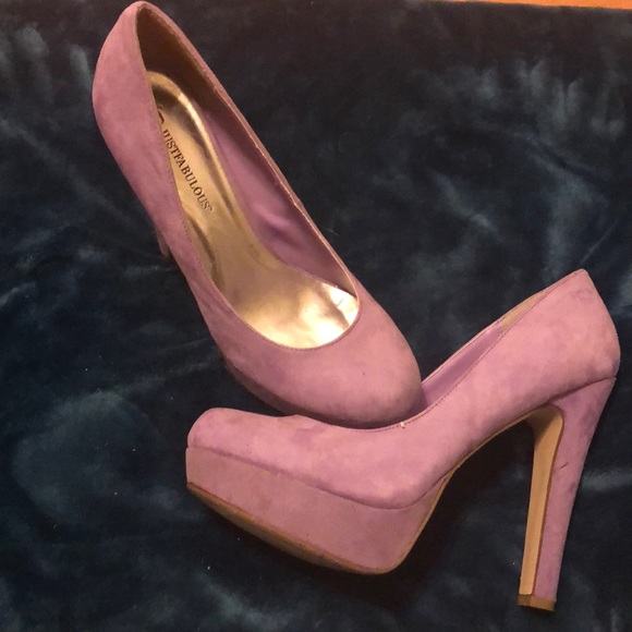 Lilac pumps for any party! - Picture 1 of 4